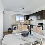 Oracle Exclusive 2bdr By Vichy Holidays Apartment *